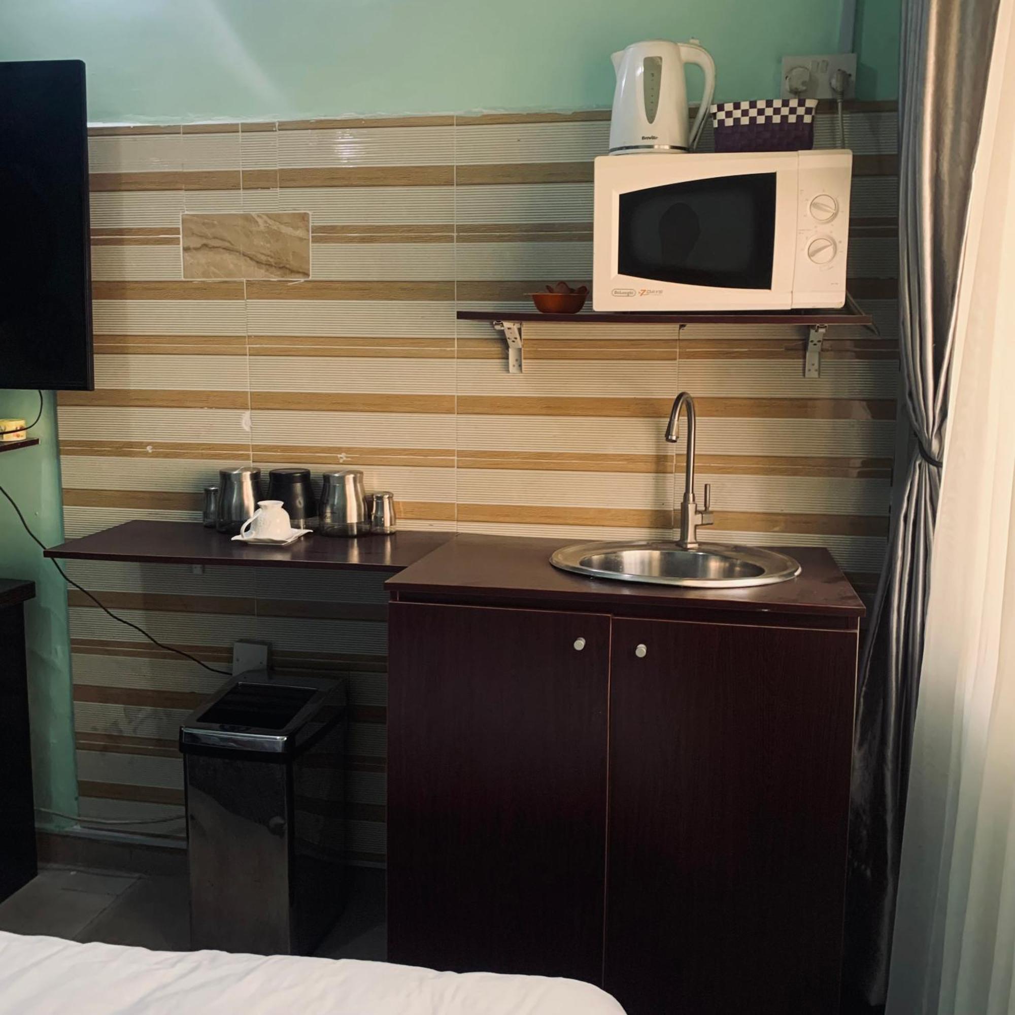 Aparthotel Health Plaza Abuja Exterior foto